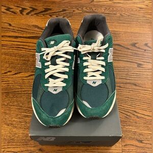 New Balance 2002R Size 14